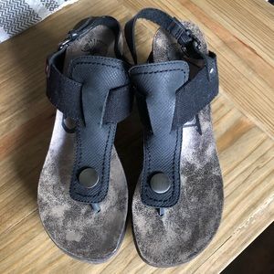 BRAND NEW OTBT WEDGE SANDALS!!💗